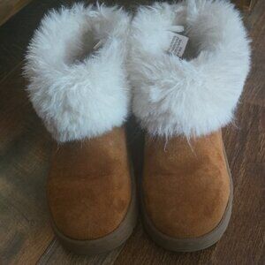 Warm Tan and White Kids Slippers